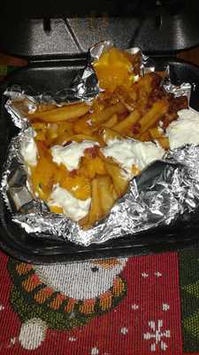 Salvatore's Old Fashioned Pizzeria