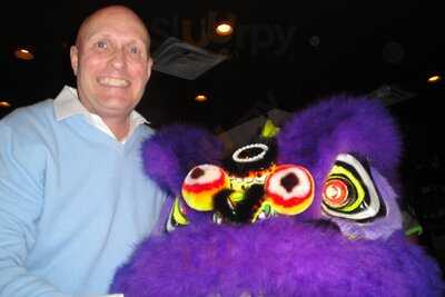 Kam’s Wok Wine Dine