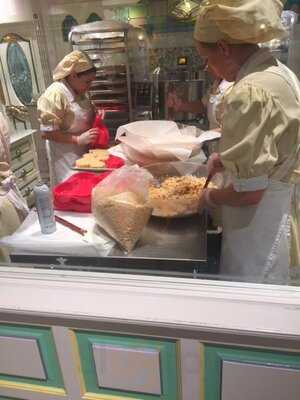 Main Street Confectionery