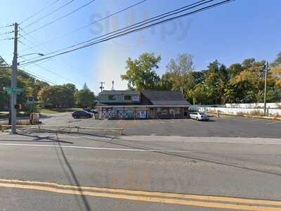 Lucci's Pizza & Grill