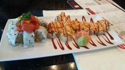 Bento Asian Kitchen & Sushi