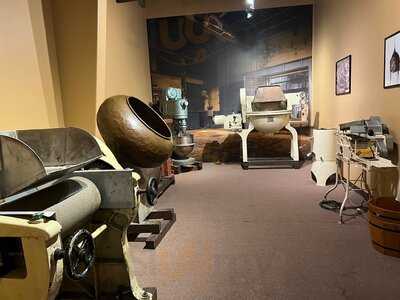 World Of Chocolate Museum And Cafe