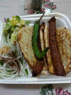 Halal Market & Meats