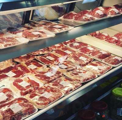 Halal Market & Meats