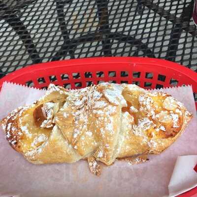 Benjamin French Bakery & Cafe