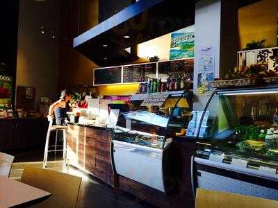 Marie’s Health Foods Organic Cafe