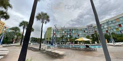 The Hideaway Bar & Grill