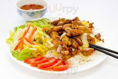 Cuu Long Ll Vietnamese Restaurant