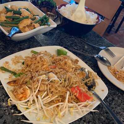 Tony Thai Restaurant