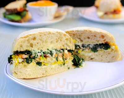 Jj's Deli & Sub Shop