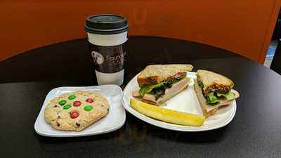 Jj's Deli & Sub Shop