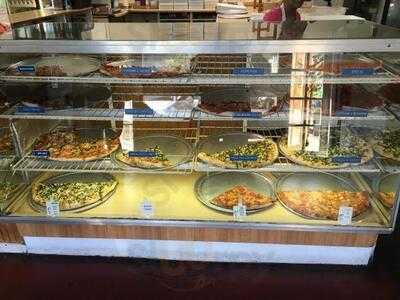 Boston's Pizza Manoa