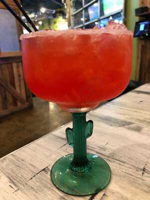 Island Wing Company Bar & Grill - Hunters Creek