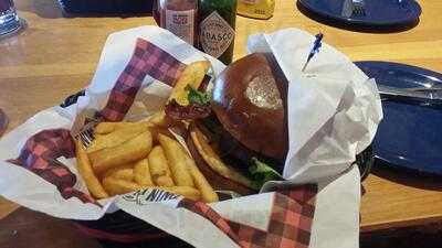 Twin Peaks Restaurants