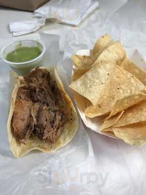 Mario's Taco & Burger House