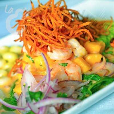 La Guitarra Con Sazon