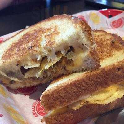 Tom + Chee