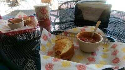 Tom + Chee