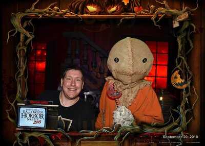 Classic Monsters Cafe