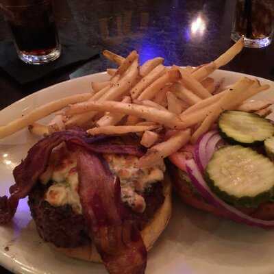 Nona Blue Modern Tavern