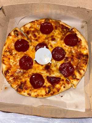 Salvatore's Old Fashioned Pizzeria