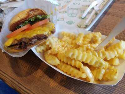 Shake Shack Mall At Millenia