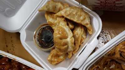 Mr. K's Chinese Cuisine And Sushi