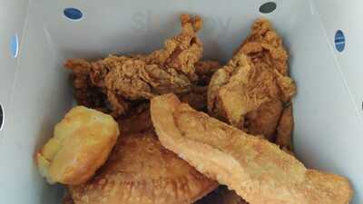 Krispy Krunchy Chicken, Pizza, And Subs Halal