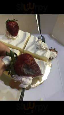 La Madeleine French Bakery & Cafe