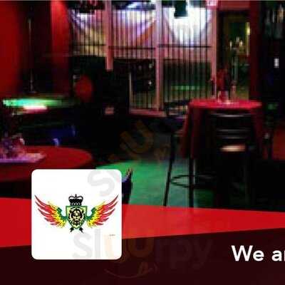 Royal Castle Lounge & Grill