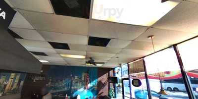 Broadway New York Pizza