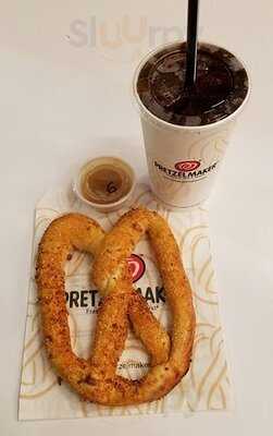 Pretzel Maker