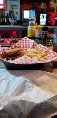 Bloodhound Brew Pub And Eatery