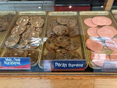 Great American Cookies