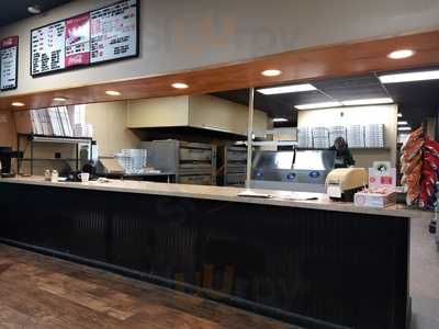 Pontillo’s Pizzeria