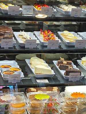 La Madeleine French Bakery & Cafe