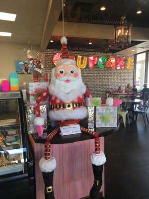 Ooh La La Dessert Boutique