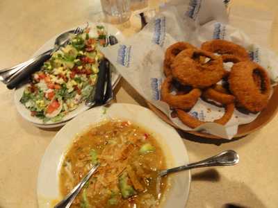 Island Subs & Burgers