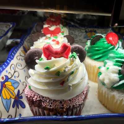 Zuri’s Sweets Shop