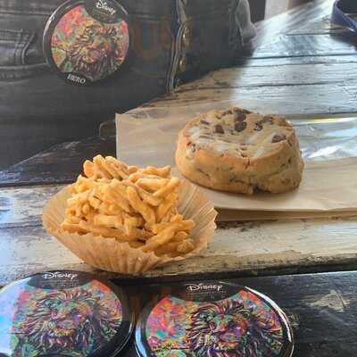 Zuri’s Sweets Shop