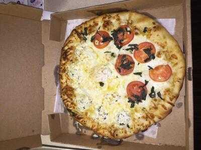 Alexander's Ristorante & Pizzeria