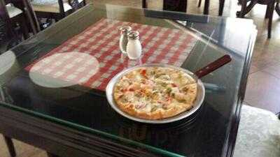 Alexander's Ristorante & Pizzeria