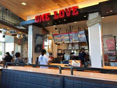 Raising Cane’s Chicken Fingers