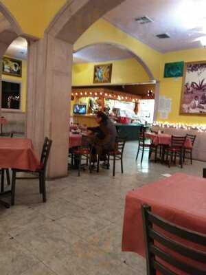 El Paraiso Mexican Restaurant