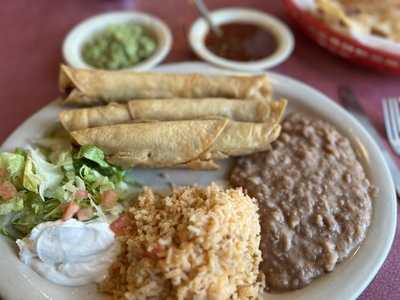 El Paraiso Mexican Restaurant