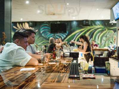 The Mixx Bar And Grill