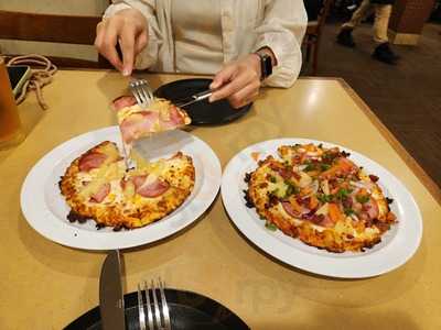 Round Table Pizza