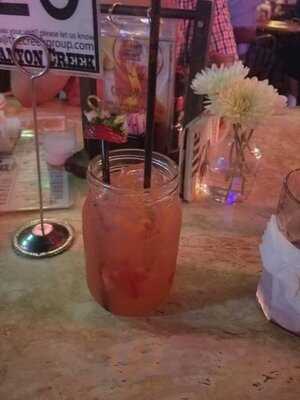 Canyon Creek Bar And Grill