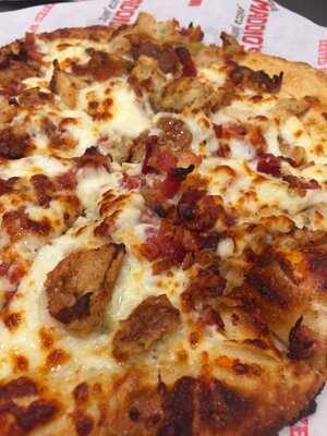 Uncle Maddio’s Pizza