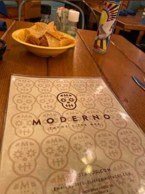 Moderno Tacos + Tex Mex